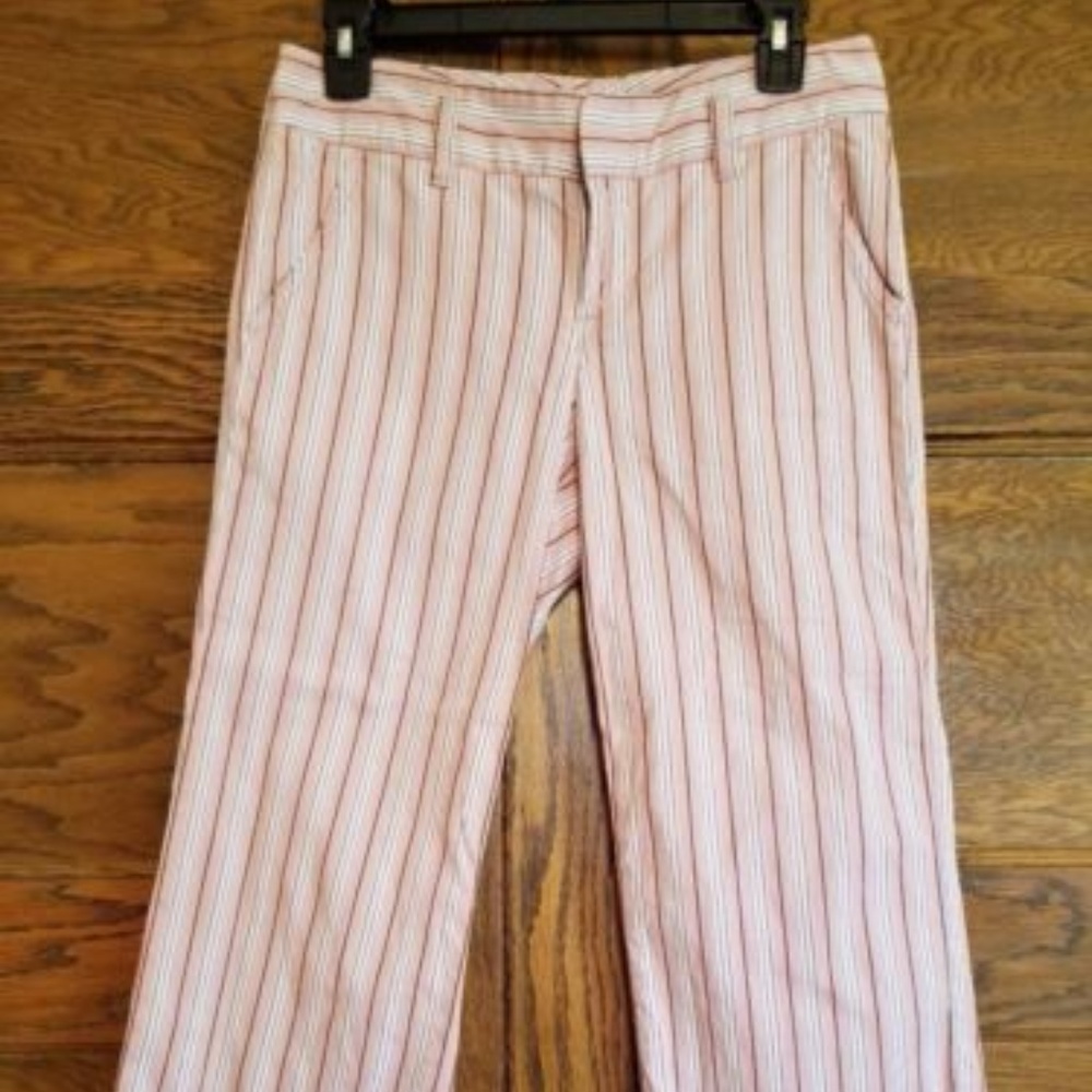 BOGO Express Pink Striped Capris Cropped